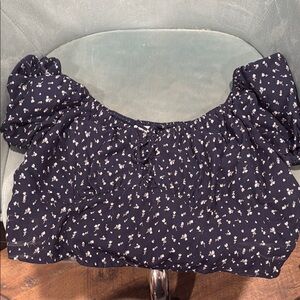 Hollister Blue and White flower crop top blouse